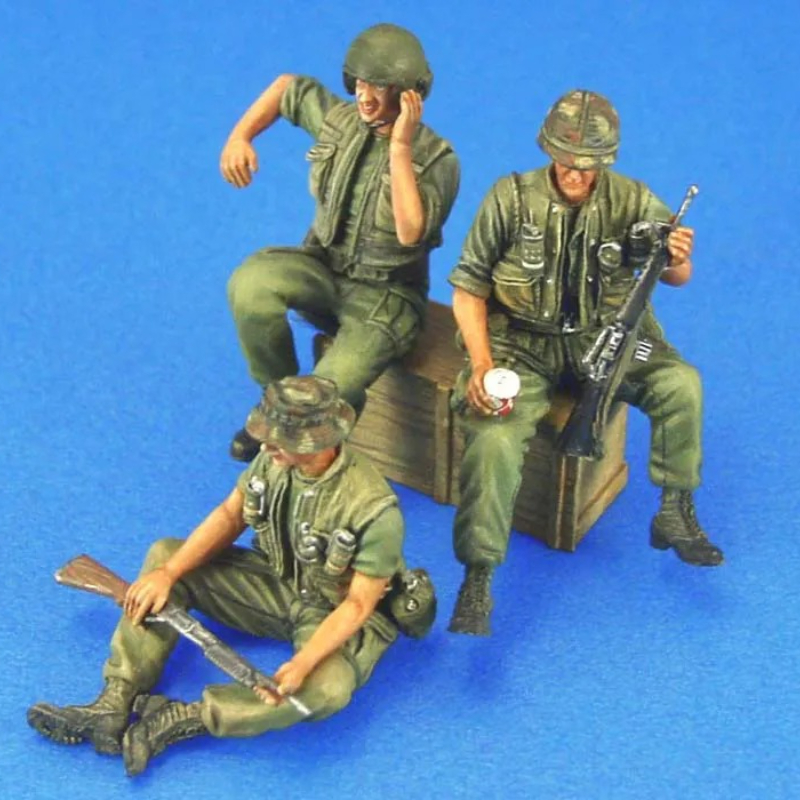1/35 Scale Die Casting Resin B - Model Kit Reshiram ulasan dan harga