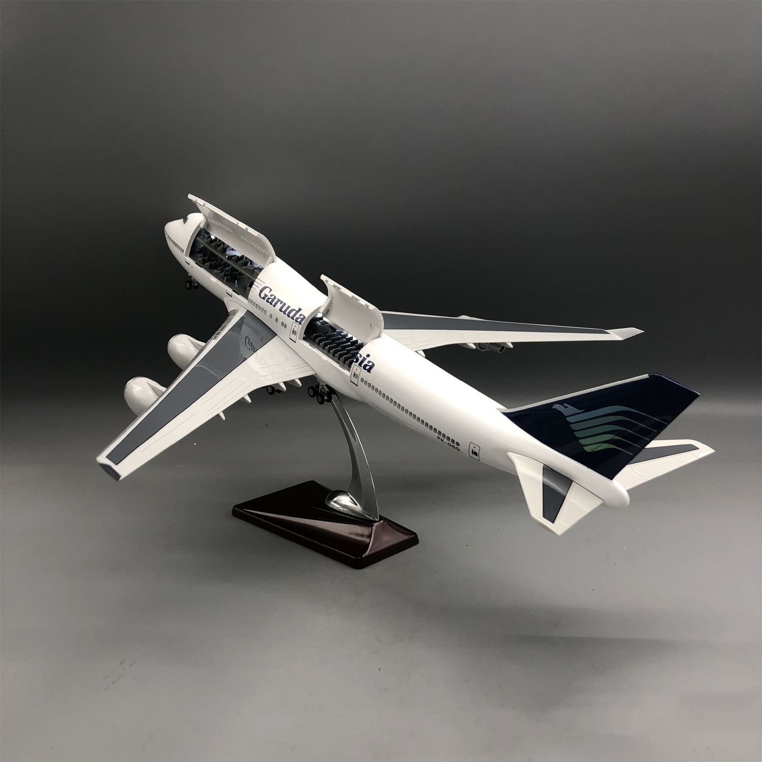 New Cabin Door Openable Garuda - Model Kit Indonesia ulasan dan harga