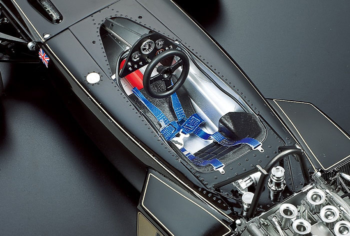 Tamiya 12046 static assembled  - Model Kit F1 ulasan dan harga