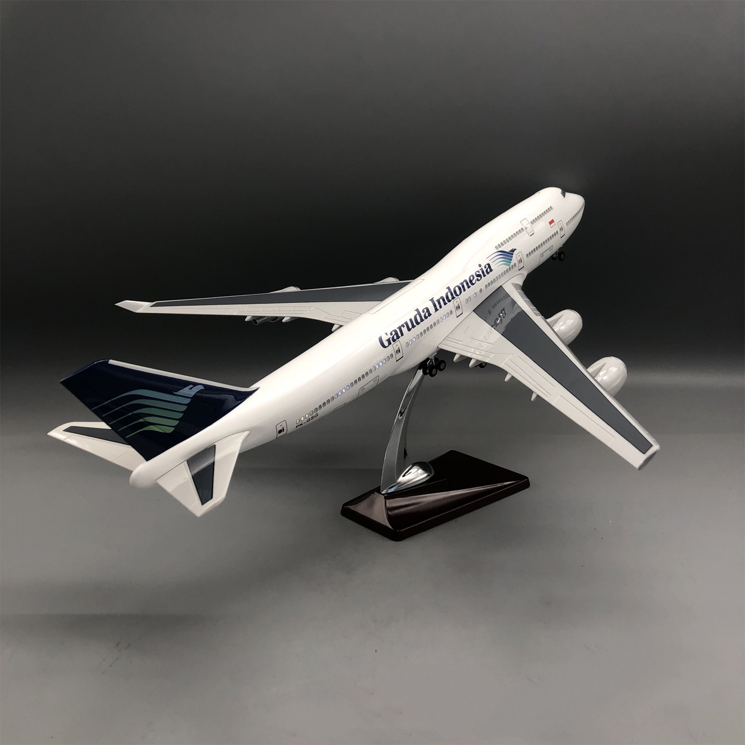 47cm Diecast Resin Aircraft B7 - Model Kit Indonesia ulasan dan harga