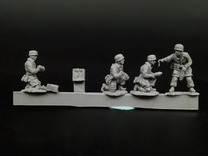 1/72 Scale Diecast Resin Figur - Model Kit Reshiram ulasan dan harga